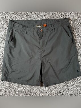 Howler Bros Men's 35 Horizon Hybrid Shorts Gray Pockets Nylon Stretch Outdoor
